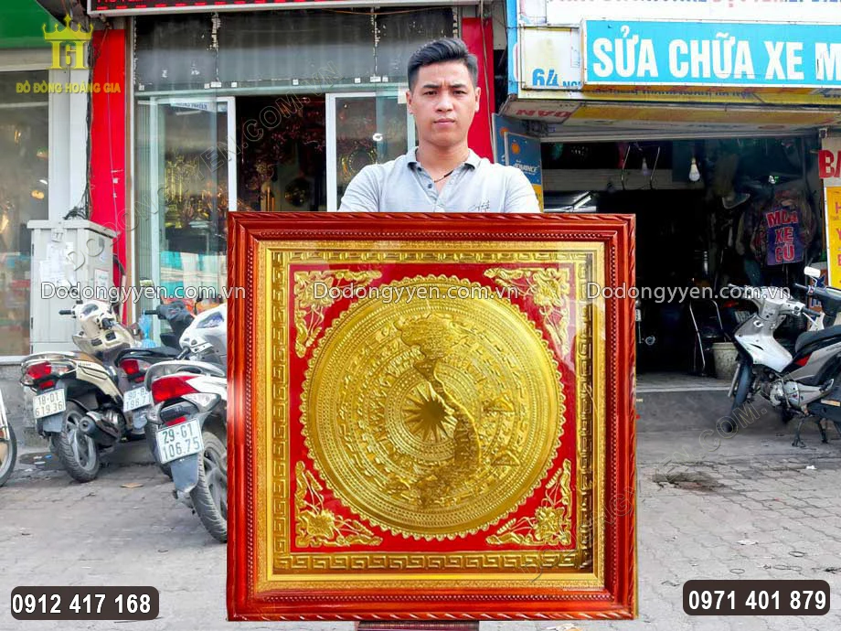 Khung tranh bằng gỗ tự nhi&ecirc;n chắc chắn